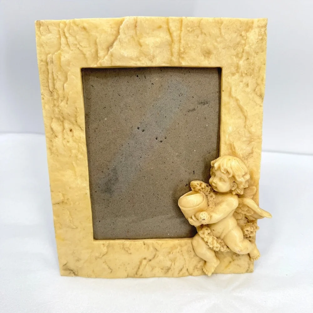 Cherub Angel Faux Stone Picture Frame Cream Cottage Core Shabby Chic Decor